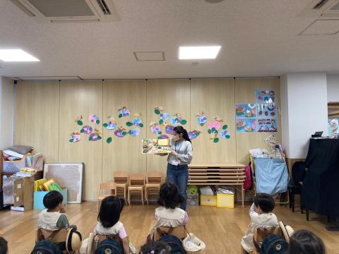 読み聞かせ班_幼稚園